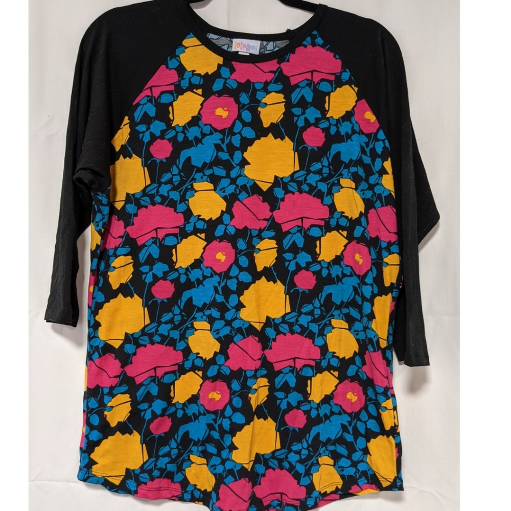 NWOT LuLaRoe Floral Randy Tee